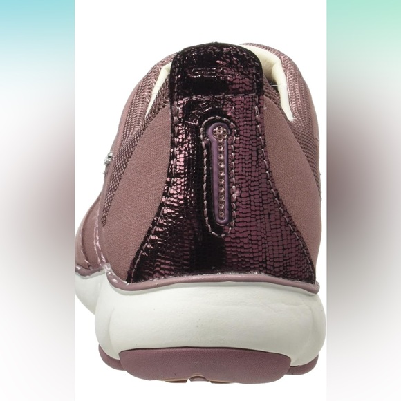NEW IN BOX Geox Nebula Sneaker in Old Rose - Picture 6 of 10